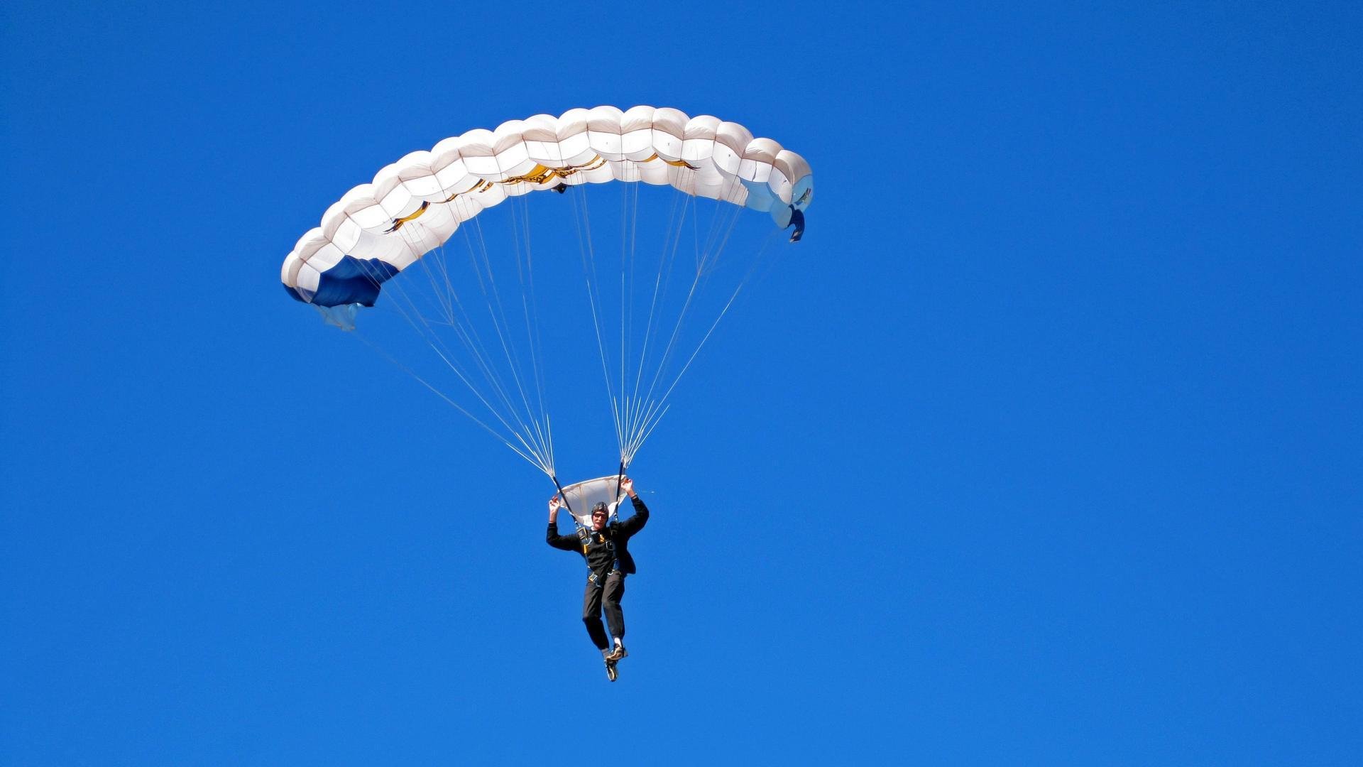 随机赛场上的“花絮”趣闻，一个个笑料百出，比赛花絮怎么写